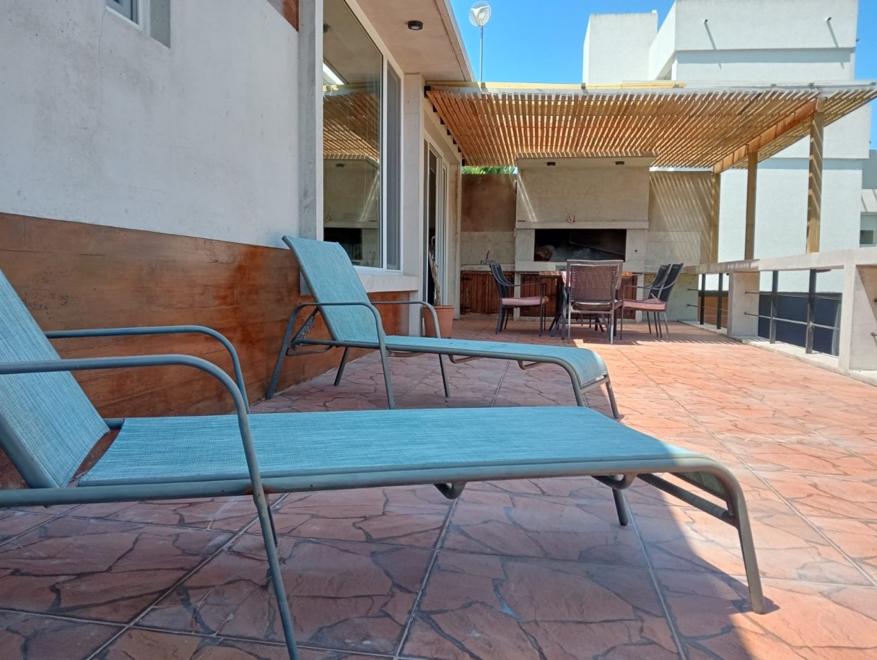  Casa en alquiler de temporada  Costa Esmeralda