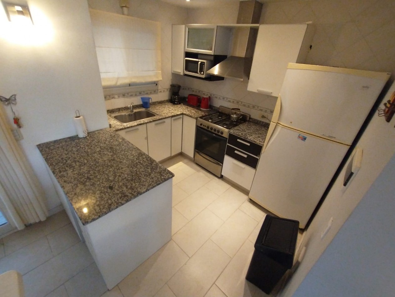 TRIPLEX EN ALQUILER ANUAL
