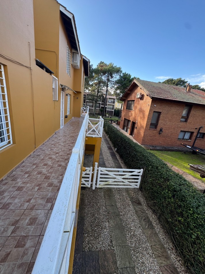Duplex en alquiler anual