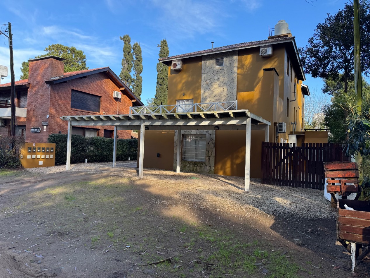Duplex en alquiler anual