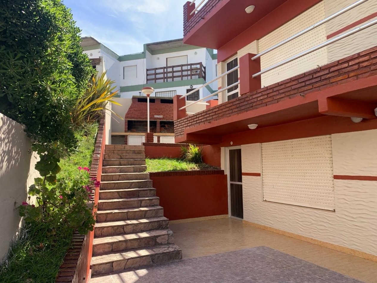 Departamento 145 y av 1