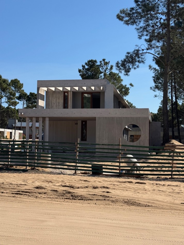Casa barrio Pioneros