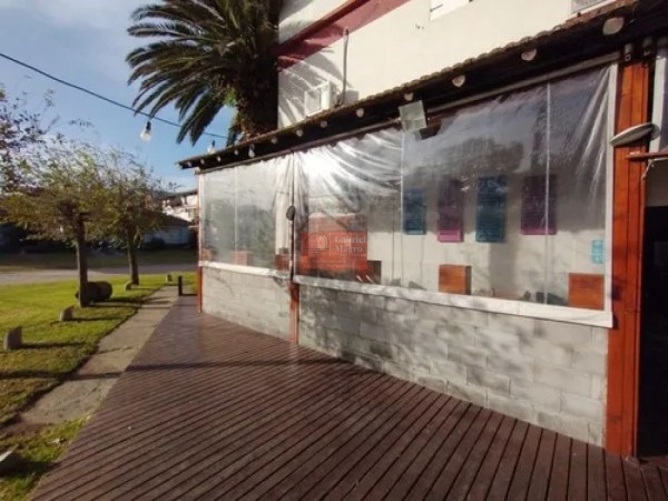 Local restaurante con vivienda- Villa Gesell
