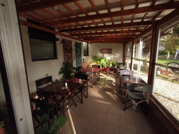 Local restaurante con vivienda- Villa Gesell