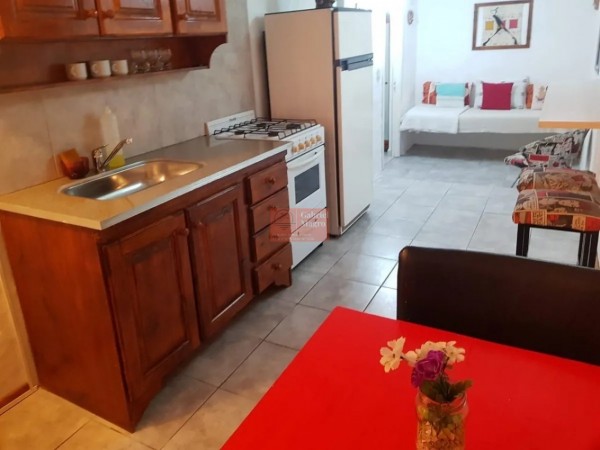 Local restaurante con vivienda- Villa Gesell