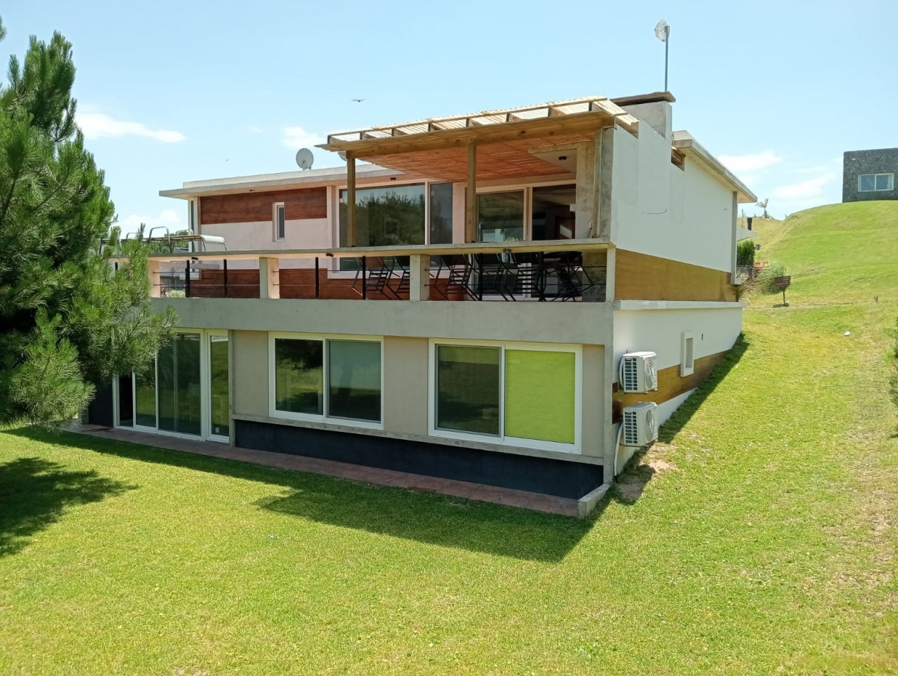  Casa en Venta- Costa Esmeralda