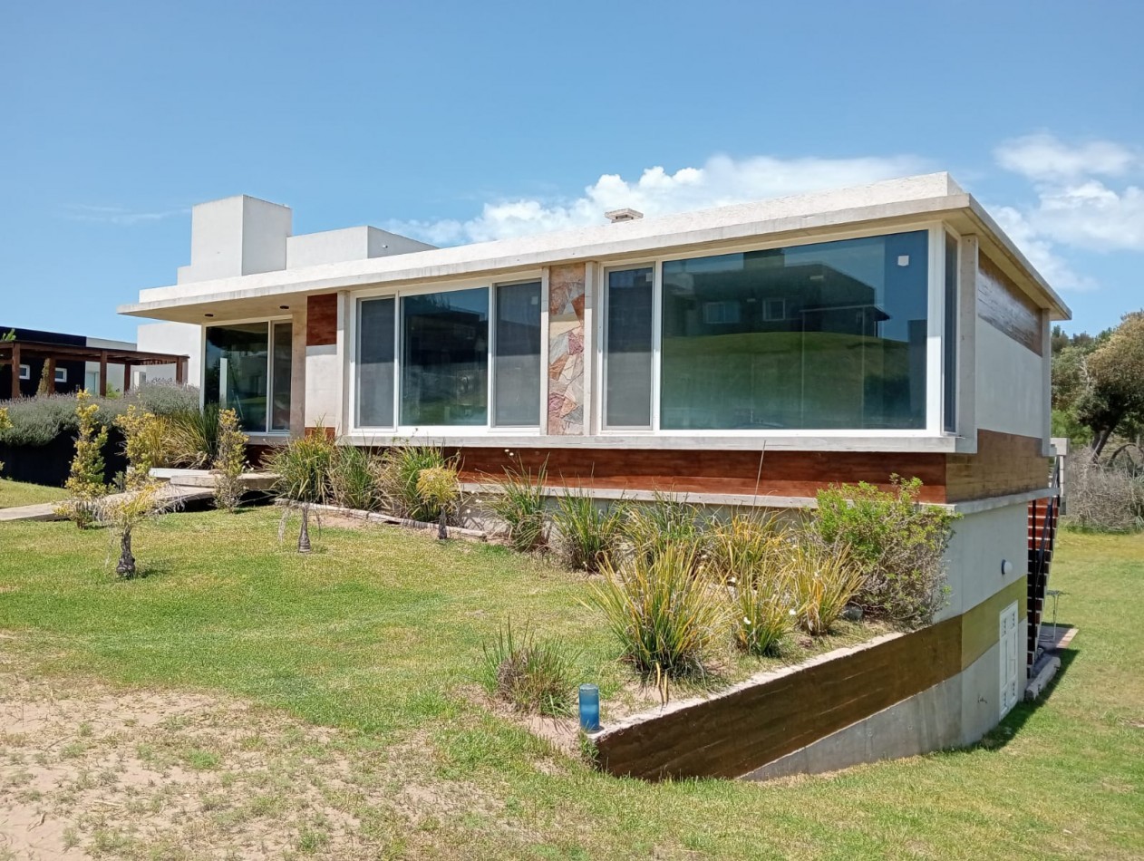  Casa en Venta- Costa Esmeralda