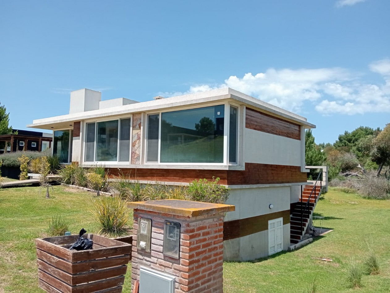  Casa en Venta- Costa Esmeralda