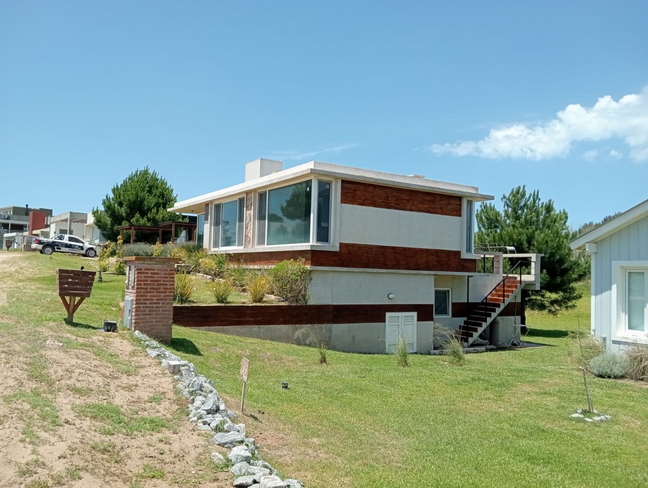  Casa en Venta- Costa Esmeralda